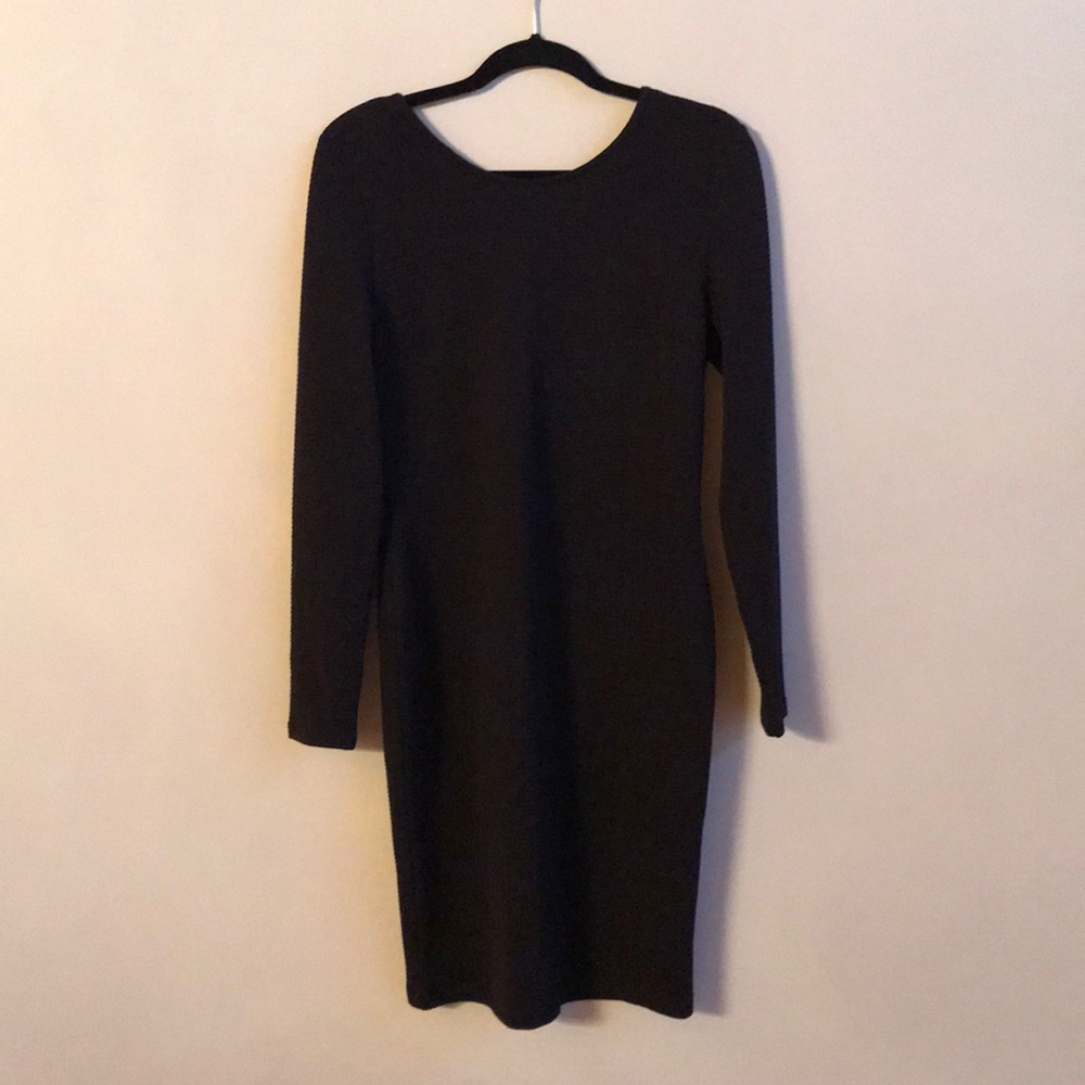 H&M black knee length dress w/ U-shaped back